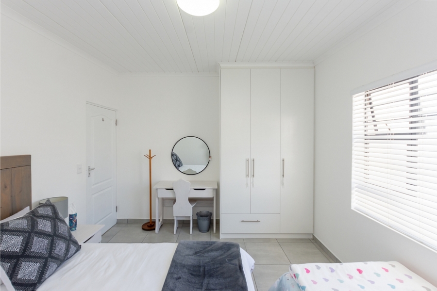 3 Bedroom Property for Sale in Britannia Bay Western Cape